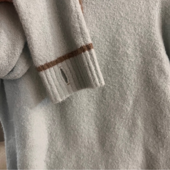 Women's Horny Toad Sweater Light Blue 1/4 zip up Size- M - Picture 2 of 5